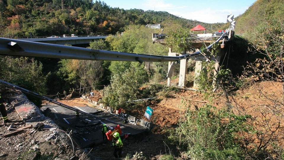 Brückeneinsturzgefahr in Italien