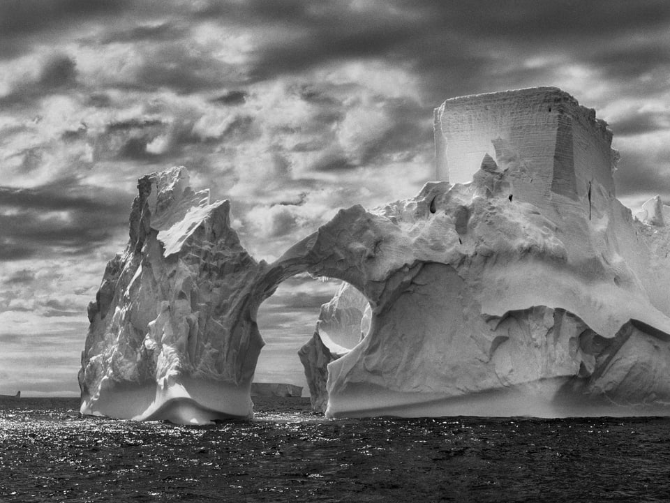 Ein Eisberg in der Antarktis.