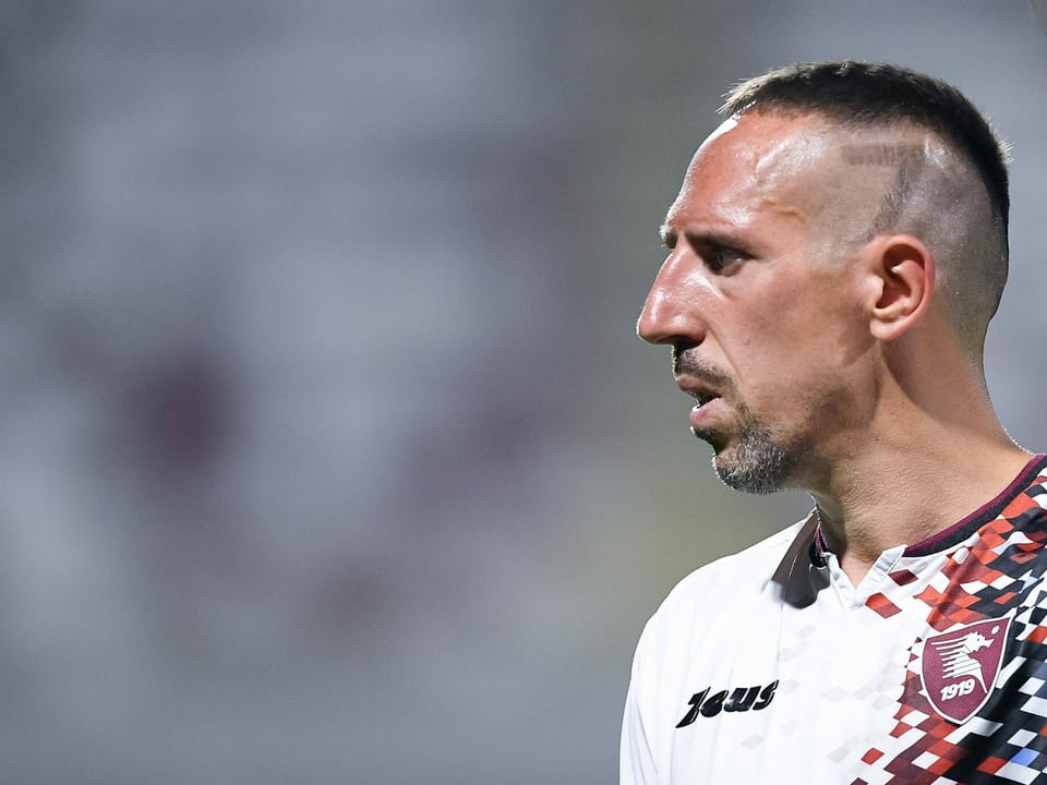 Franck Ribery trägt in seinen Haaren die Zahl 7.