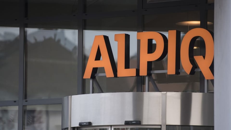 Alpiq-Logo beim Eingang zum Unternehmen.