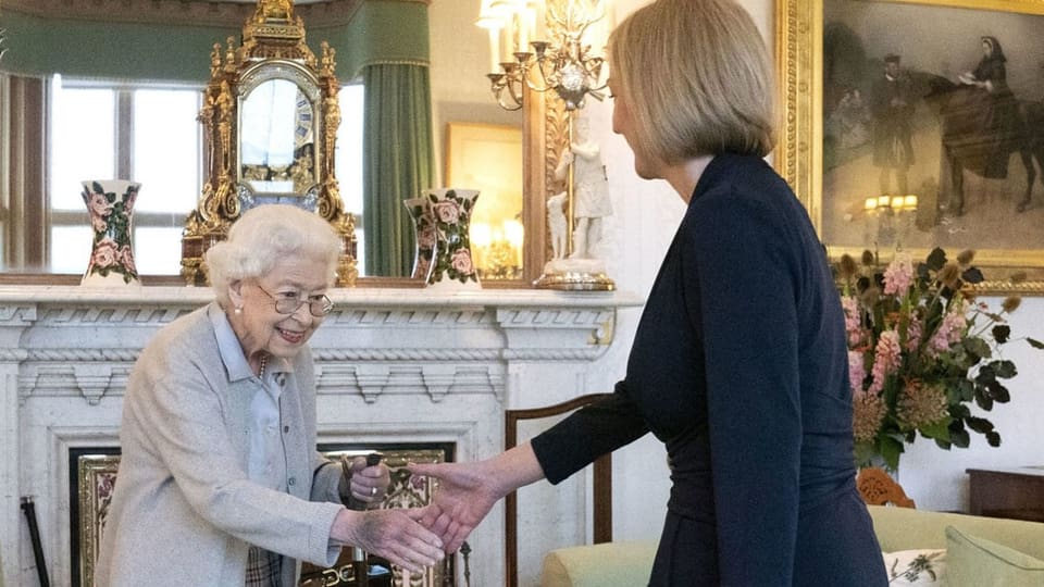 Queen Elizabeth empfängt Liz Truss