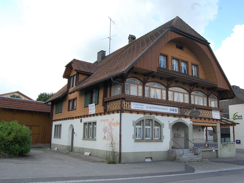 Der Gasthof Bahnhof in Schwarzenburg.