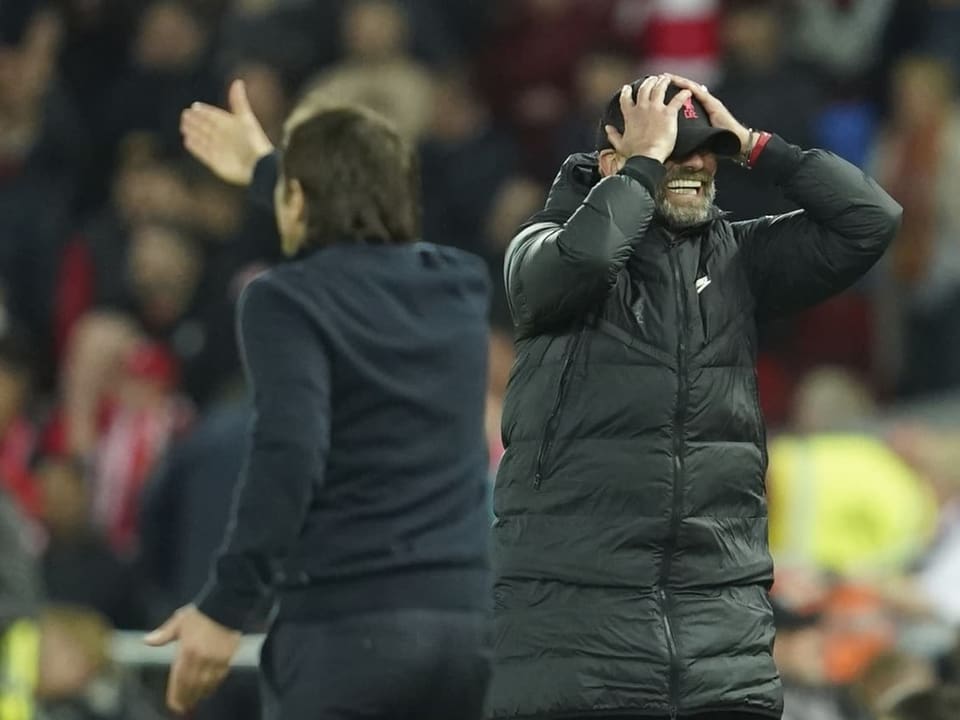 Liverpool-Trainer Jürgen Klopp ärgert sich