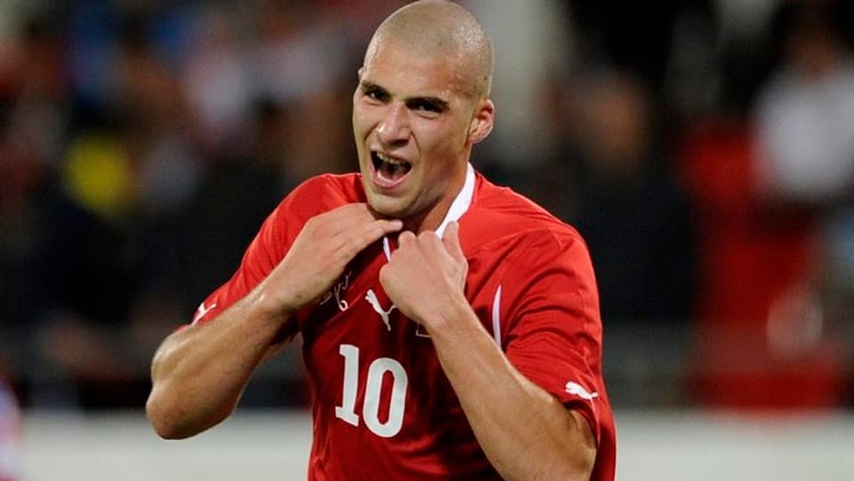 Kasami im Dress der Schweizer Nationalmannschaft.