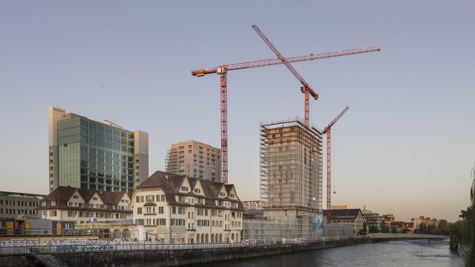 Am Tramdepot Hard in Zürich entsteht eine Wohnsiedlung mit knapp 200 Wohnungen.
