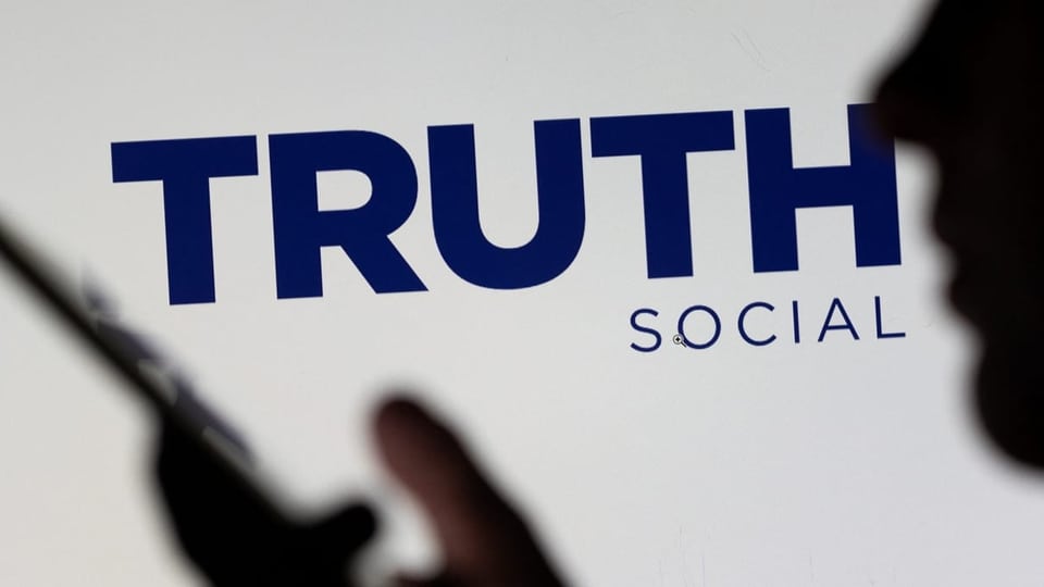 Tuth Social Logo.