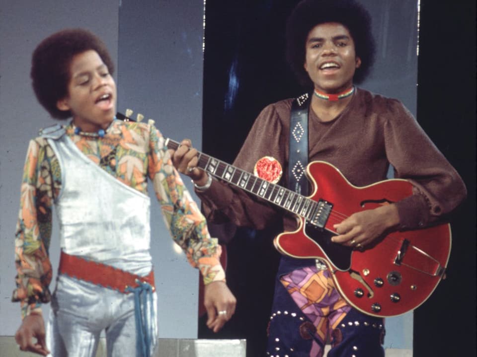 Michael Jackson mit dem Musiker Tito.