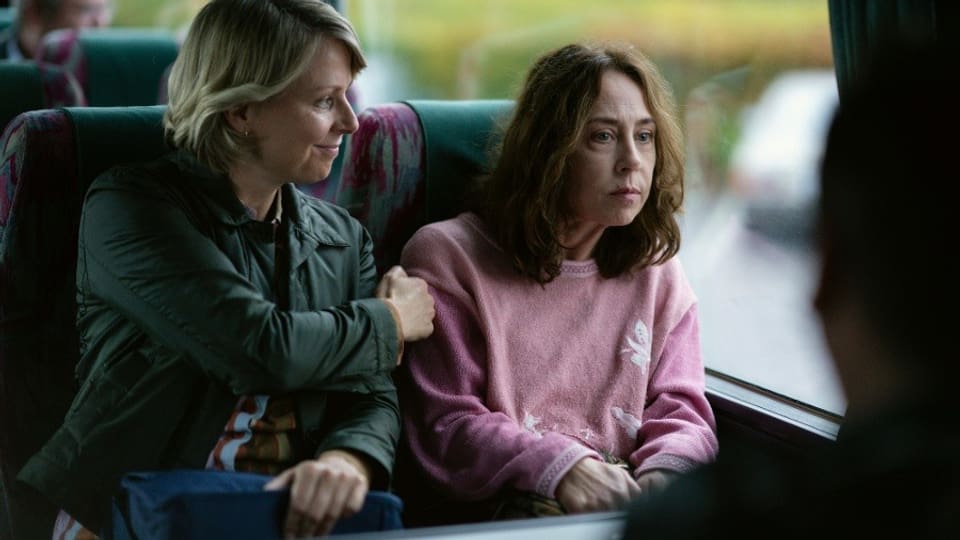 Eine Busreise nach Paris wird zum warmherzigen Drama im dänischen Film «Rose».