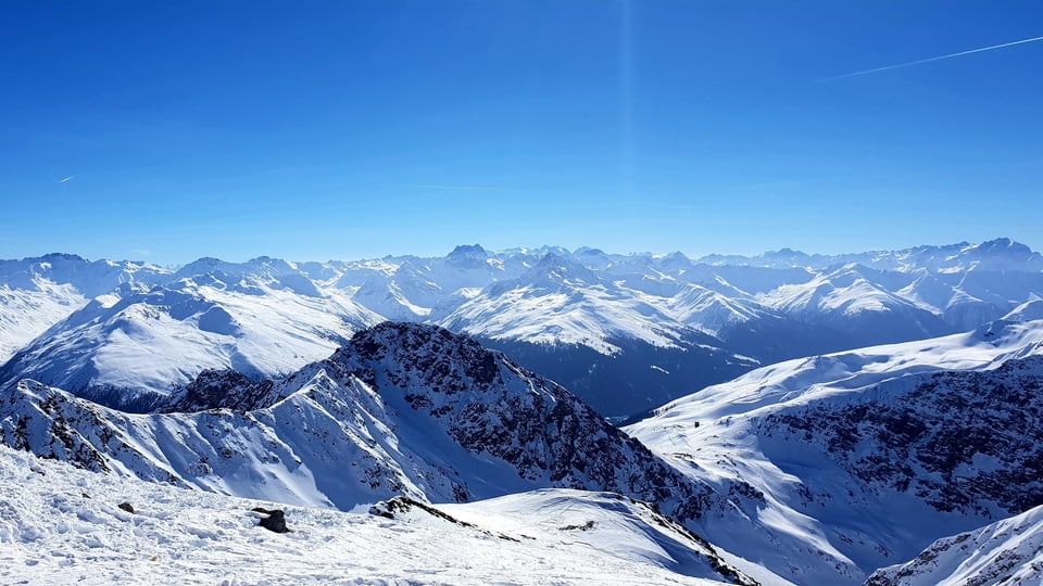 Herrliches Bergpanorama der Bündner Alpen.