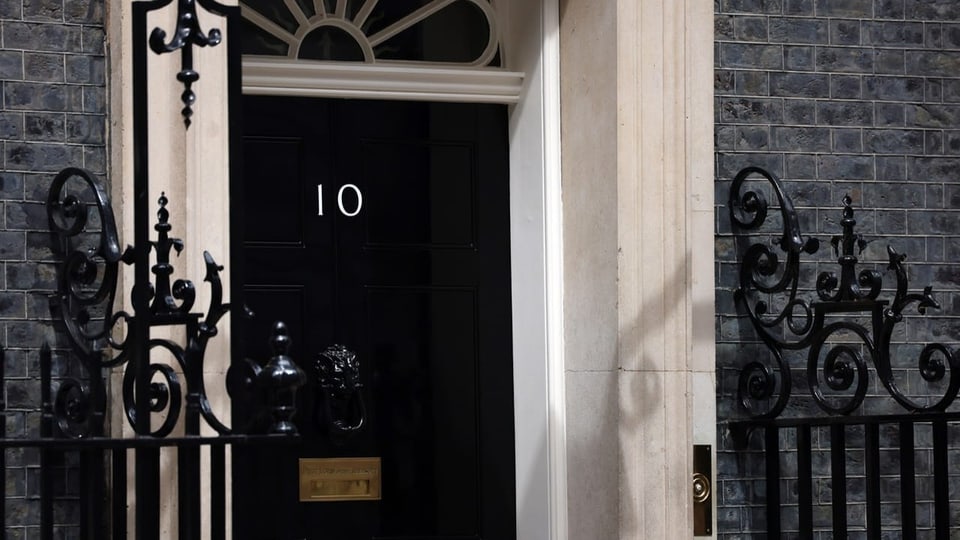 Machtwechsel in London - Experte: Burnham zieht wohl kampflos in die Downing Street