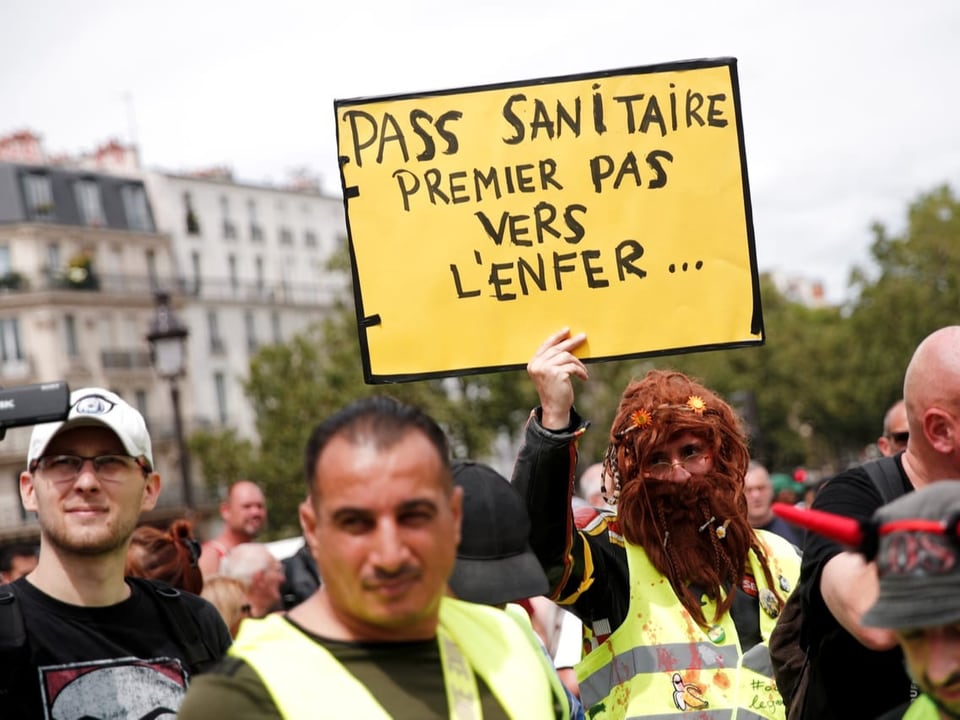 Neues Gesetz Verabschiedet Frankreich Zieht Schraube An Kein Pass Sanitaire Kein Zutritt News Srf