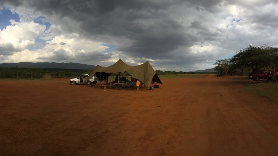 Das Zelt des Schweizer Schützenvereins im Rift Valley in Kenia.