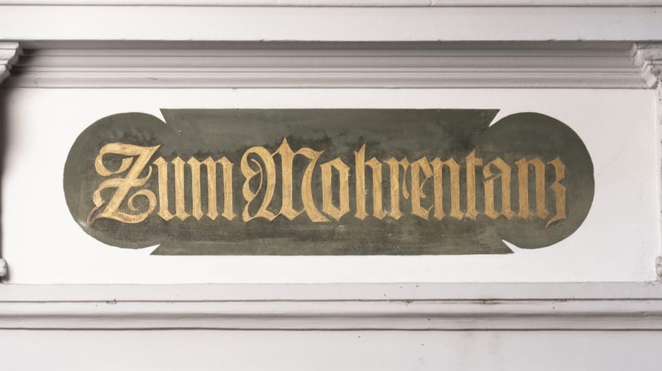 Hausschild «Zum Mohrentanz» im Zürcher Niederdorf.