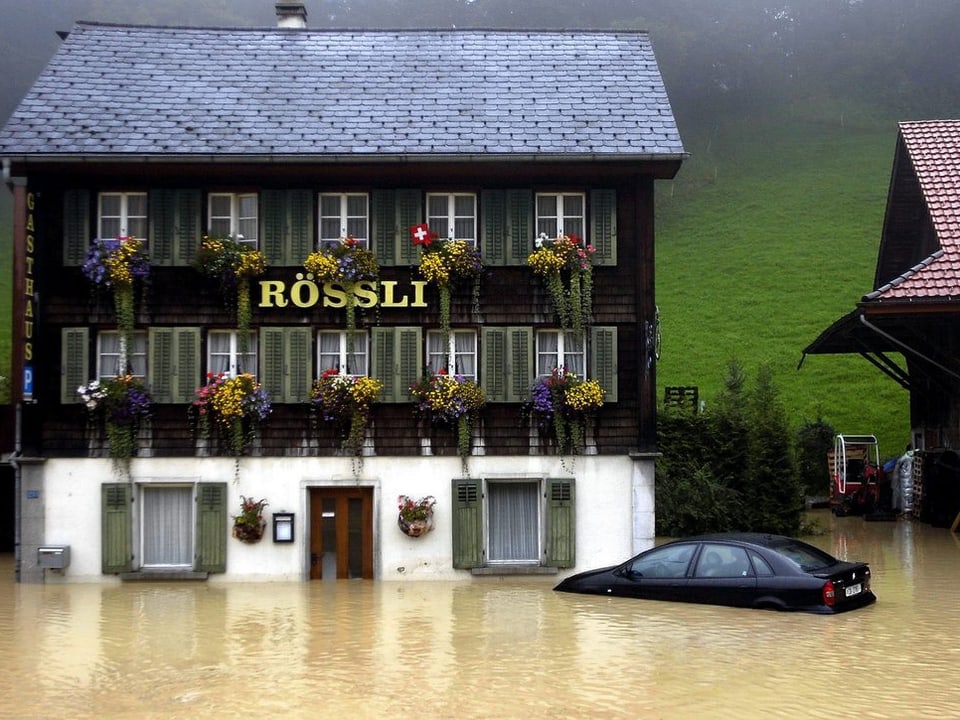 Wassermassen auch in Unterägeri im Kanton Zug. 