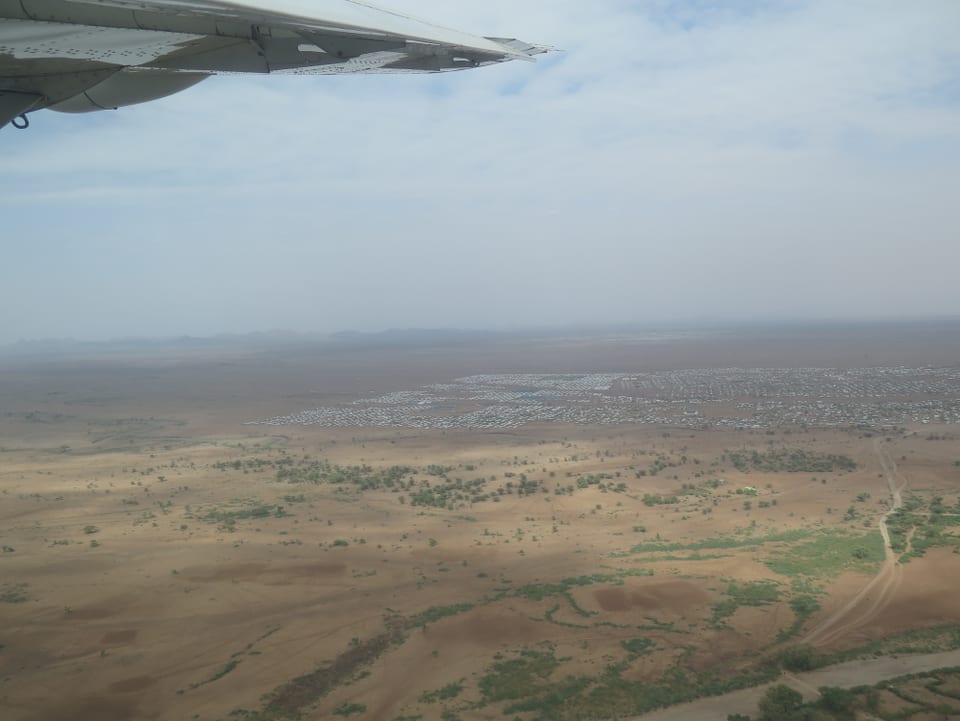 Blick auf das riesige Lager Kakuma aus der Luft.