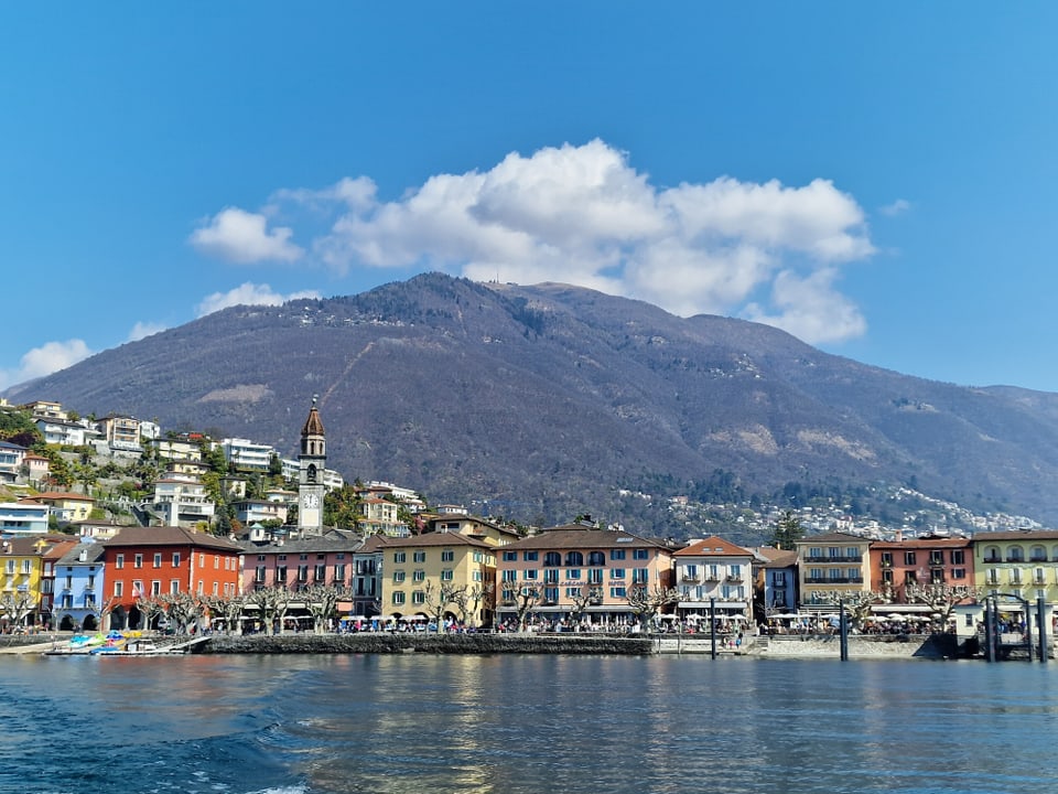Blick vom Lago Maggiore auf die Cimetta