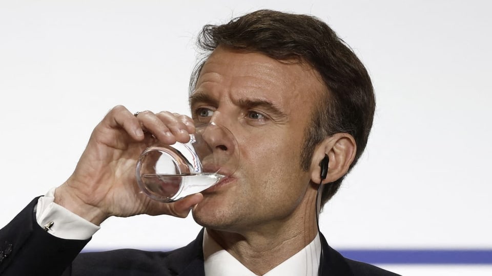 Macron an einer Medienkonferenz im Paris (22.01.2023)