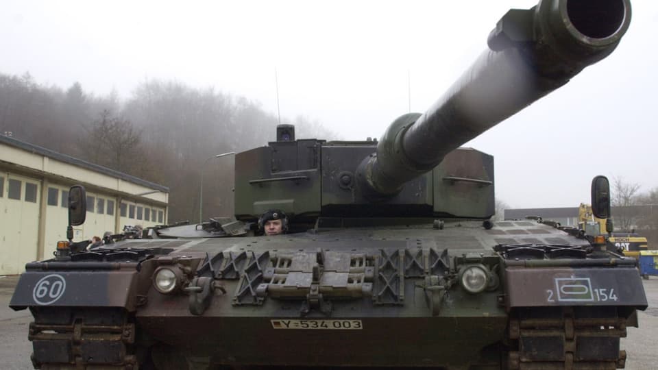 Ein deutscher Kampfpanzer vom Typ Leopard. 