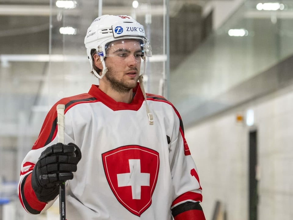 Nico Hischier – Note 6 Nico Hischier