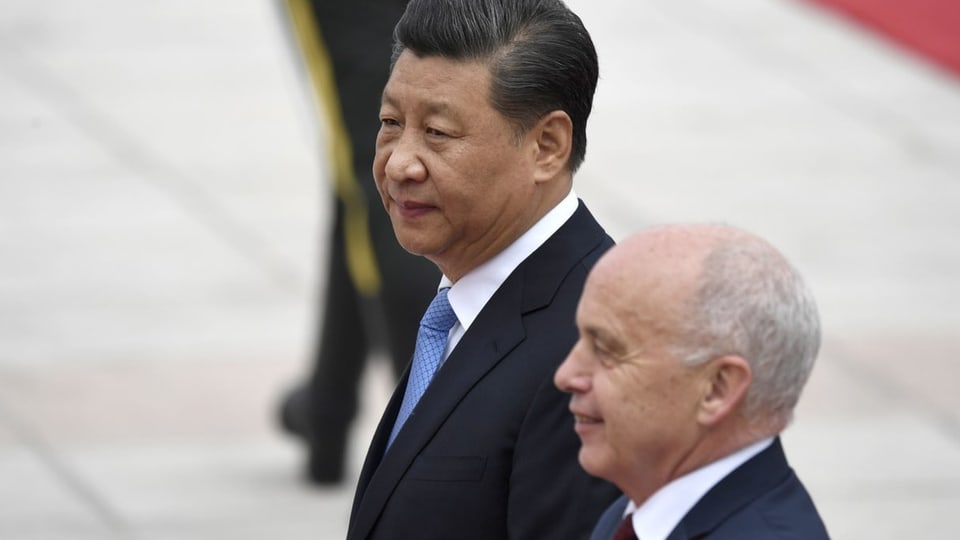 Bundesrat Ueli in Peking mit Xi Jinping