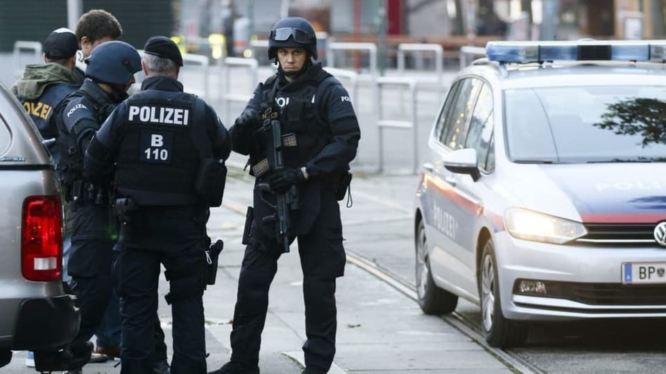 Polizisten bei einem Terror-Einsatz in Wien.