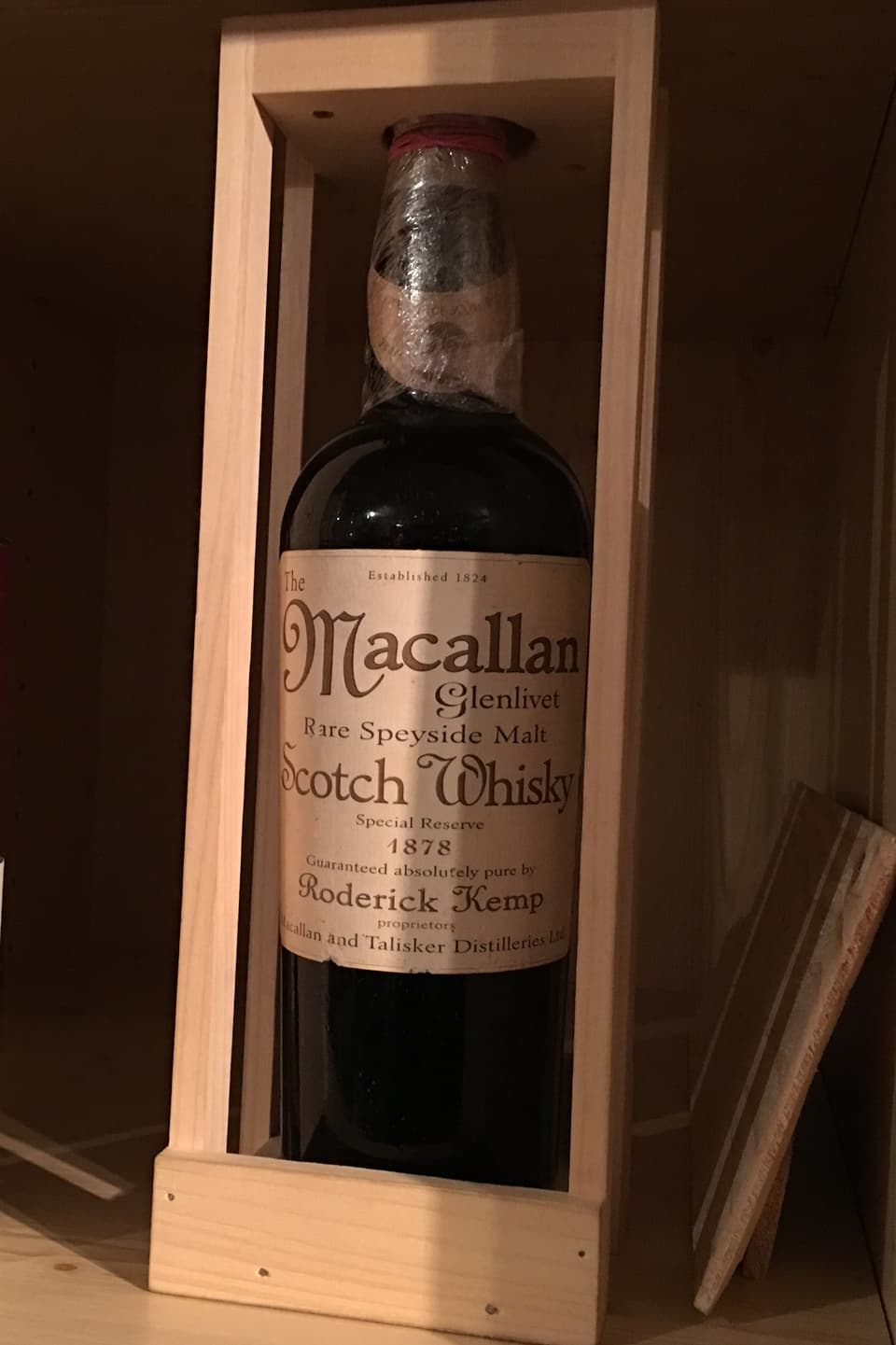 Eine Flasche Macallan von 1878.