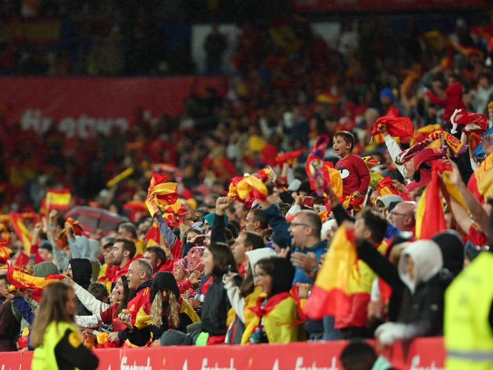 Spanische Fans im Stadion