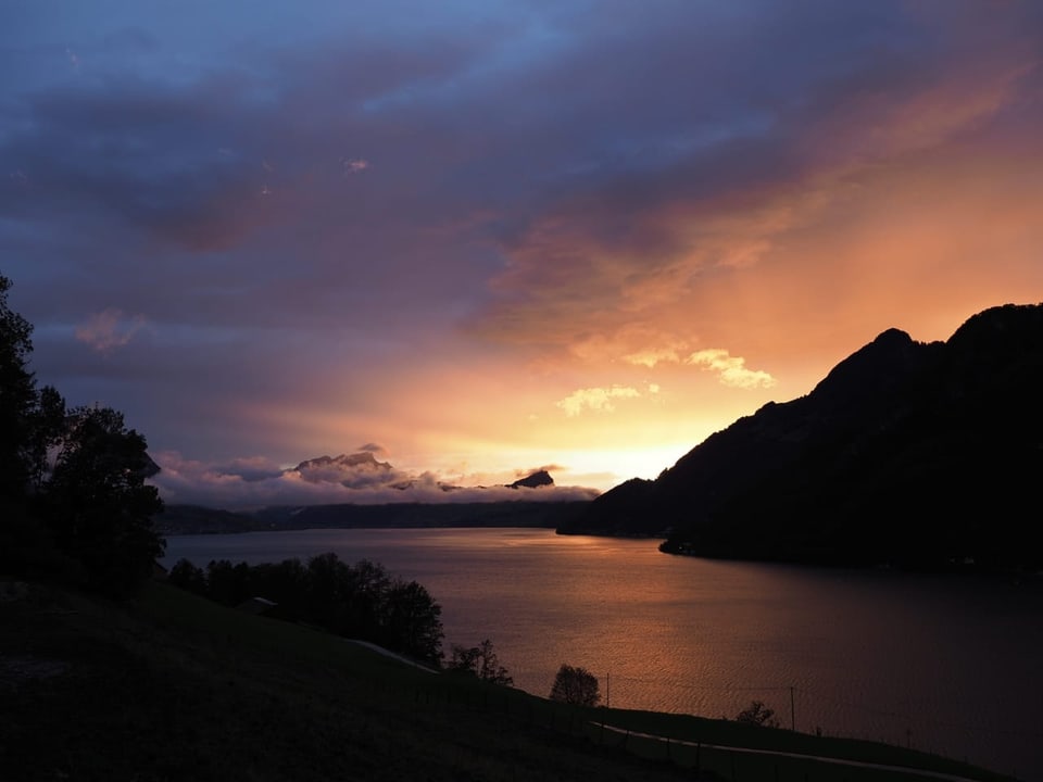 Sonnenuntergang am Pilatus nach Durchzug der Kaltfront 