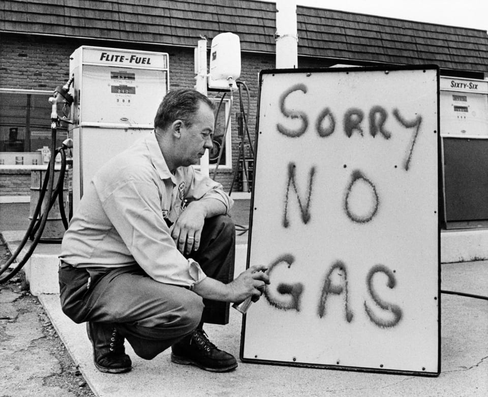 Tankstelle in Perkasie, Pennsylvania, am 1. Juni 1973. 