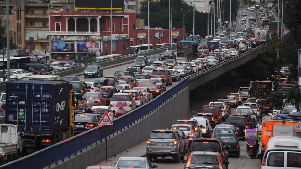 Strassenverkehr, ohne Busse.