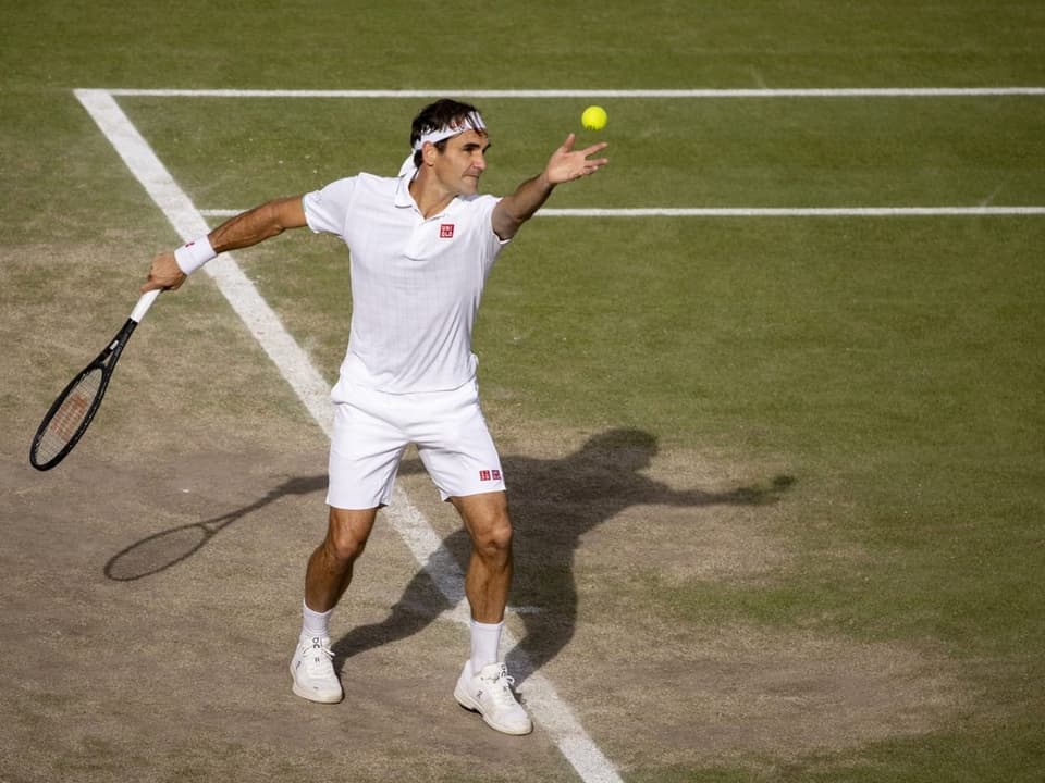 Federer auf dem Rasen von Wimbledon