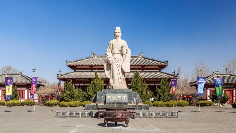 Statue von Sun Tzu im chinesischen Huimin.
