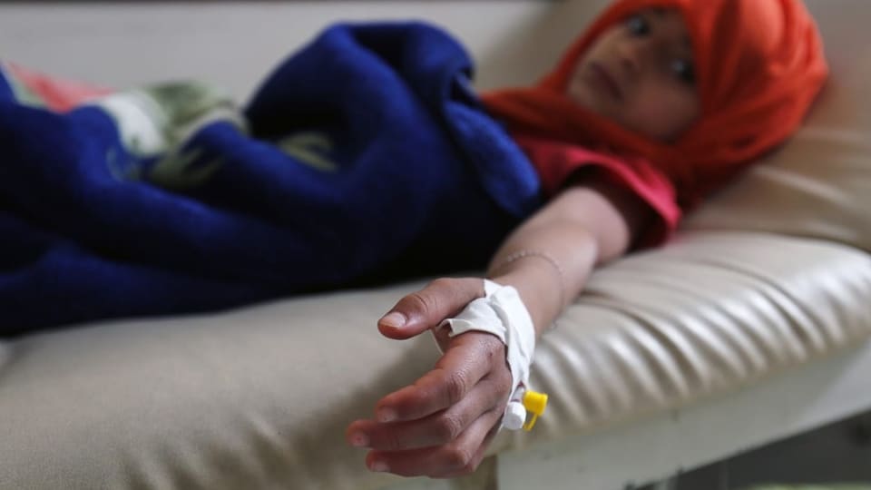 Ein Kind mit Cholera wird im Yemen behandelt, aufgenommen 2019.