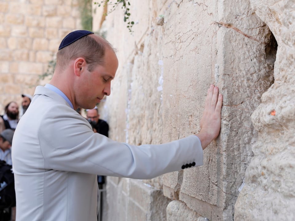 Am Donnerstag besuchte William die Klagemauer in Jerusalem.