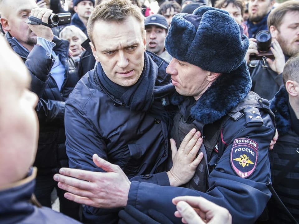  Alexej Navalny wird von der Polizei in Moskau festgenommen, 26. März 2017.