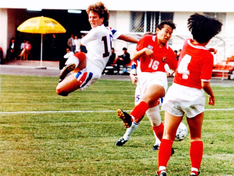 Die Amerikanerin Michelle Akers traf 1991 gegen Taiwan 5 Mal. 