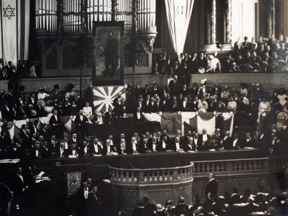 1. Zionistenkongress in Basel um 1897. Man sieht viele Menschen im Stadtcasino Basel.