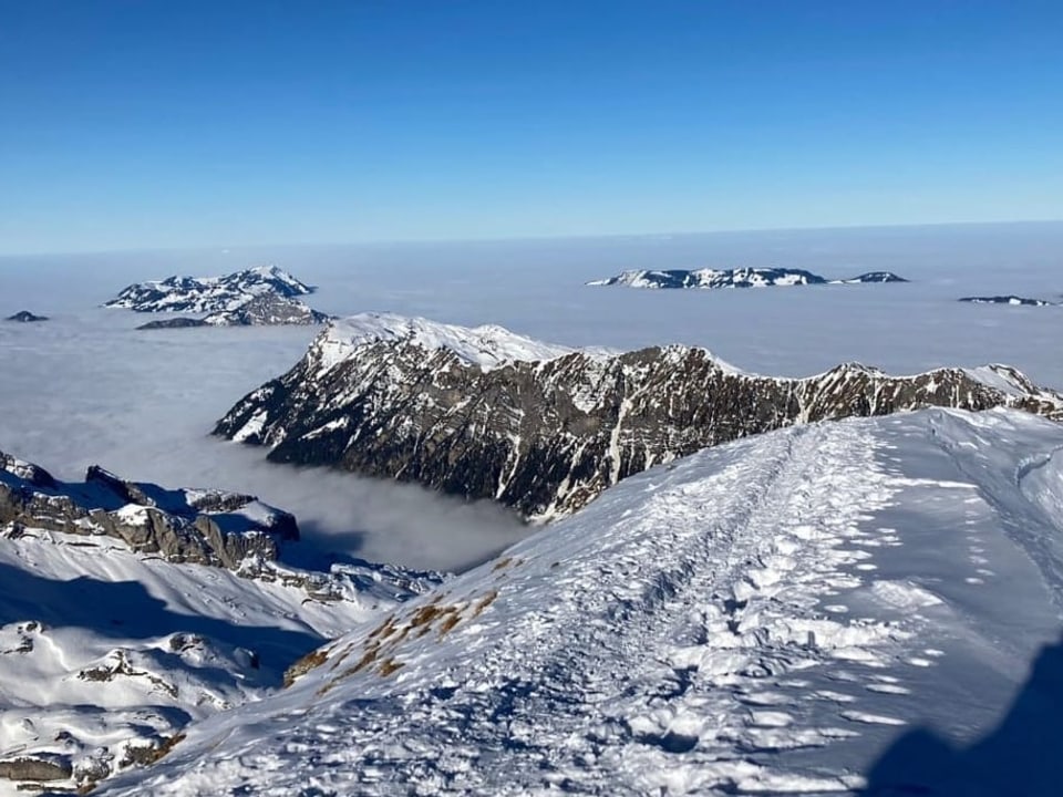 Rossstock / UR Hochnebelmeer