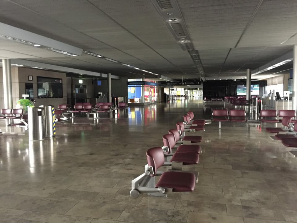 Das Terminal A am Flughafen ist leer. 