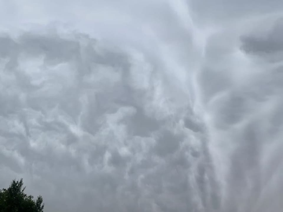 Mammatus-Wolken über Wittnau
