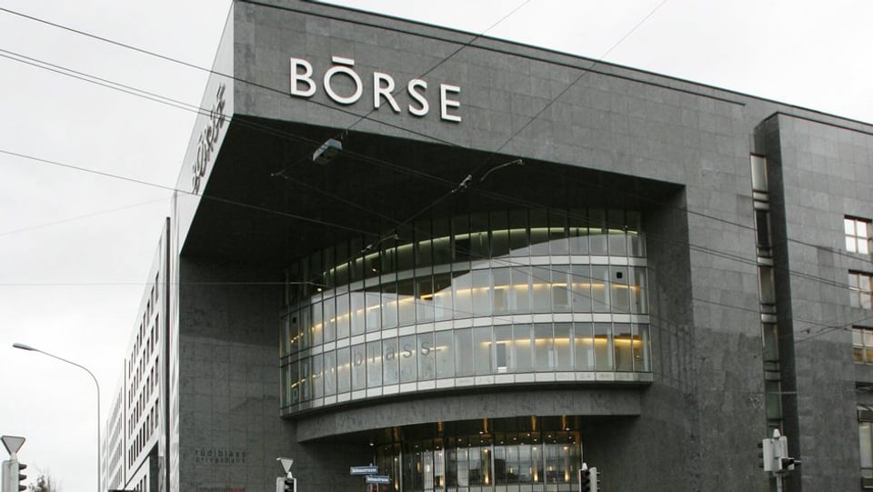 Das Börsengebäude in Zürich mit dem Schriftzug Börse.