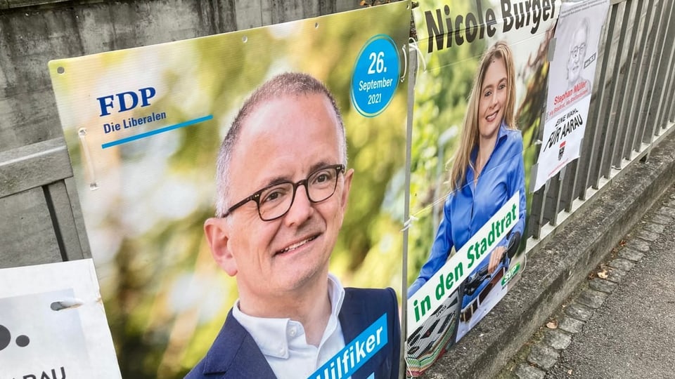Wahlplakate in Aarau.