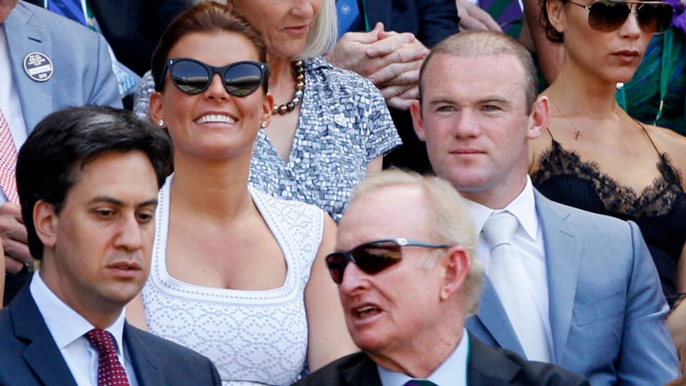 Coleen Rooney und Wayne Rooney verfolgen ein Tennis-Match
