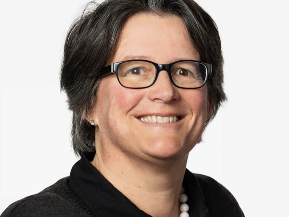 Portrait von Nicole Roos.
