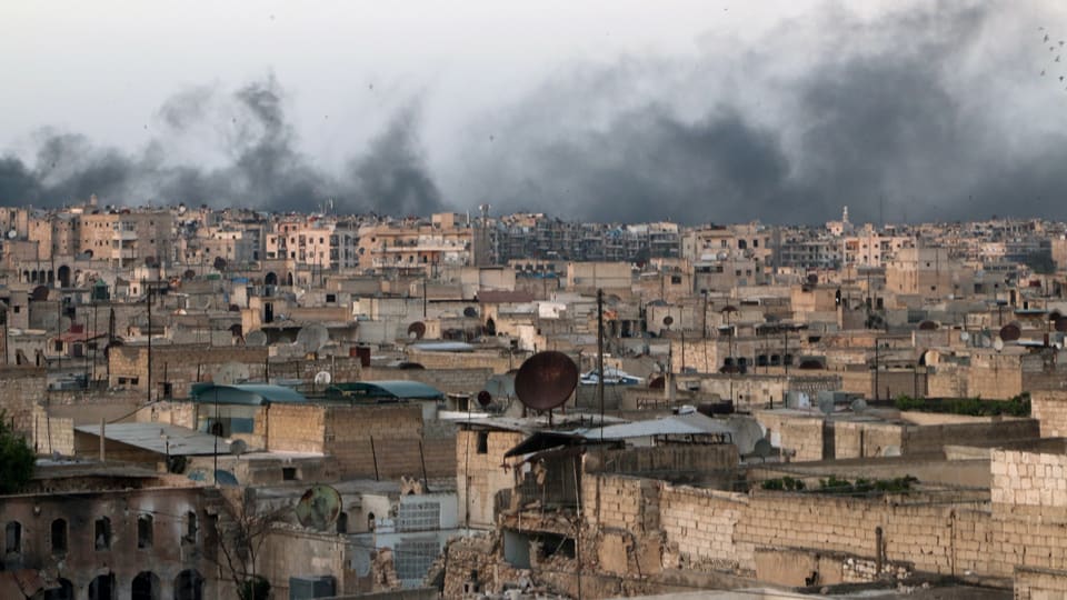 Rauch über Aleppo (Bild vom 29. April 2016)