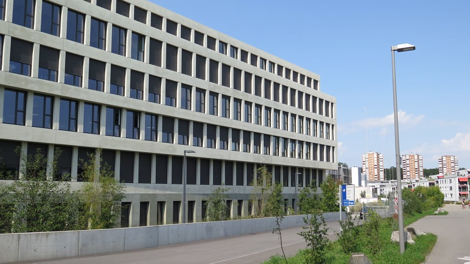 Das Gebäude, indem die Firma Huawei stationiert ist.