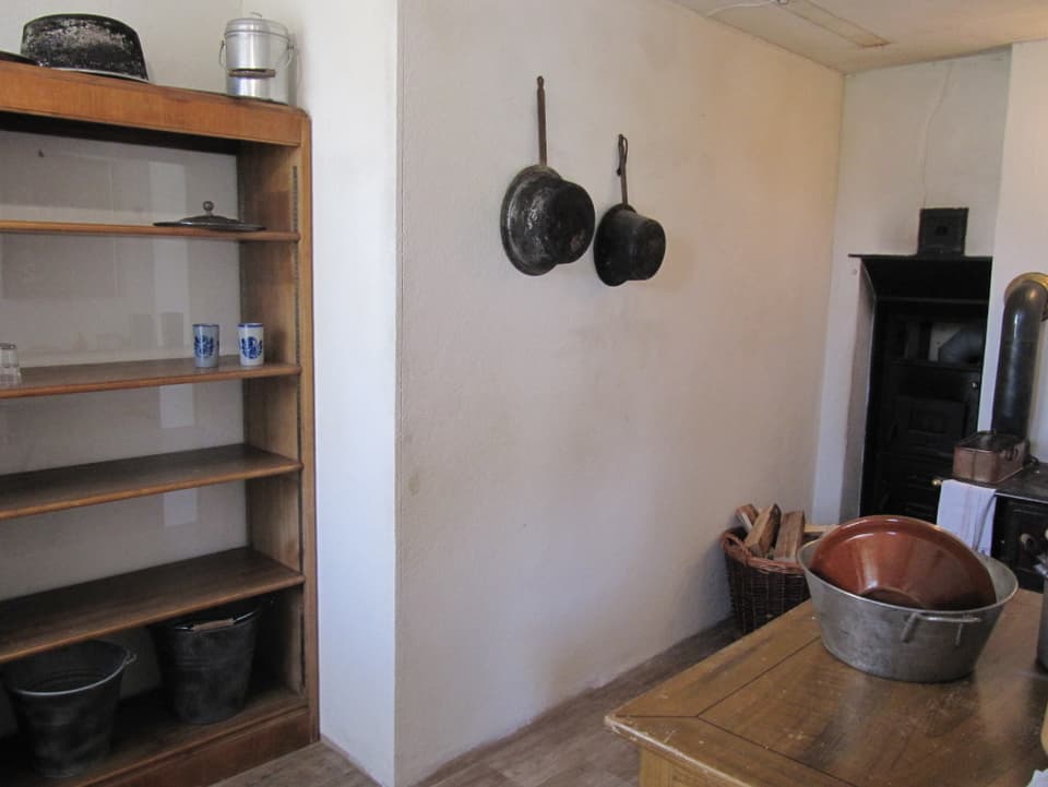 Küche in Arbeiterwohnung nach Umbau
