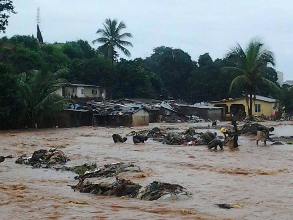 Überschwemmungen in Freetown (Sierra Leone). 