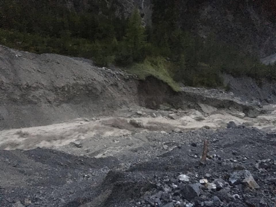 Erdrutsch im Val S-charl