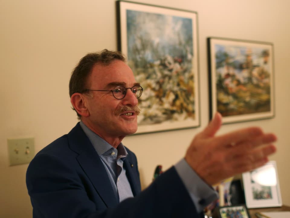 Randy Schekman, Professor an der Universität von Kalifornien, bei einem Pressetermin in seinem Haus.